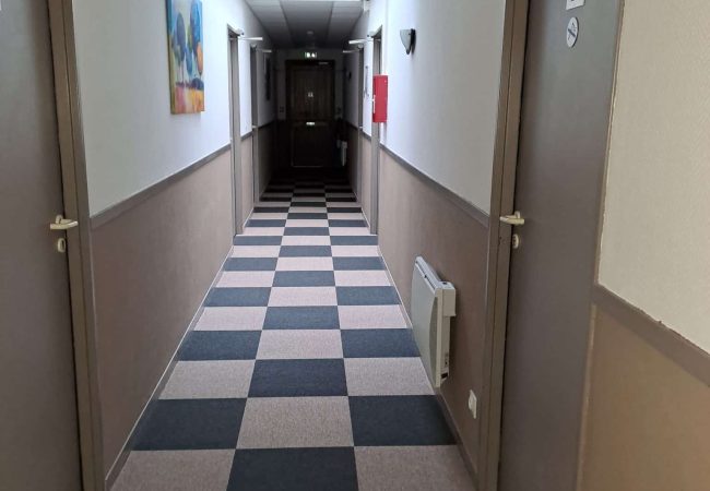 couloir desservant les chambres
